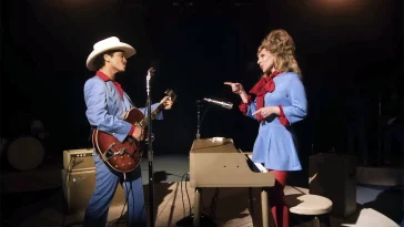 Top 10 English Love Songs of 2025 3 lady-gaga-bruno-mars